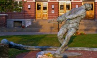 hammer throw statue